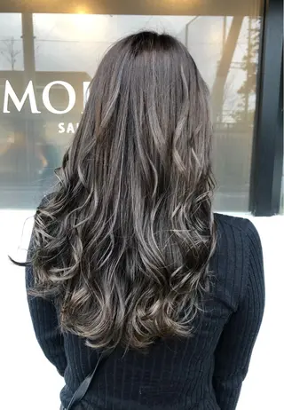 ロング カラー MOLLA 浅香山店所属・谷口ゆめ/縮毛矯正/ 大人女子/眉ワックスのヘアスタイル