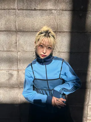 カラー stylist 大須賀 裕矢のヘアスタイル