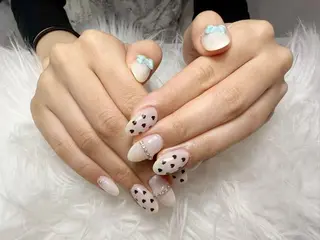 ネイル 🌈 Laule'aのネイルデザイン