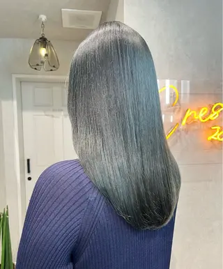 セミロング カラー 艶ハイトーン/ 輝保🤍✨のヘアスタイル