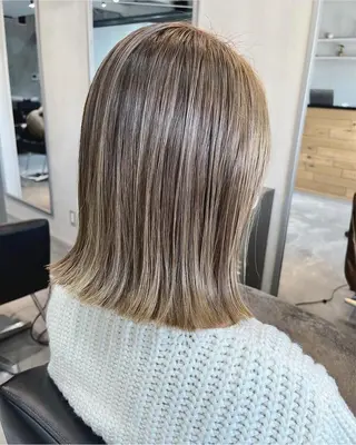 ミディアム 秋田 峻のヘアスタイル