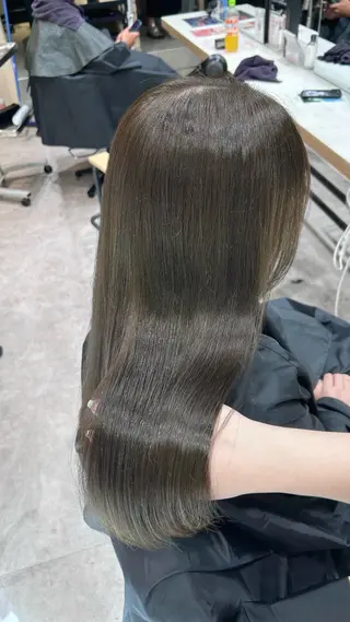 ロング カラー 【髪質改善】 優菜のヘアスタイル