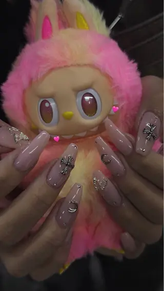 ネイル GRANDE大須 Cecil💜のネイルデザイン