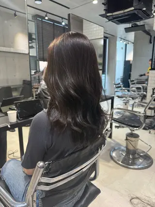 セミロング カラー 【銀座】艶髪/上品な カラー特化/涼/駅近のヘアスタイル