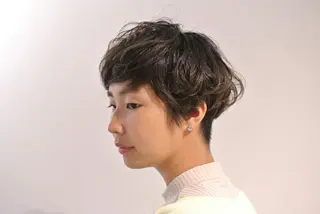 ショート パーマ 樋口 千尋のヘアスタイル