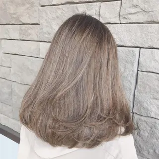 セミロング カラー 店長/mao/ 前髪/顔周りカットのヘアスタイル