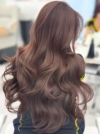 ロング カラー 顔まわりの神様✨ 透明感カラー藤嶋秀幸のヘアスタイル