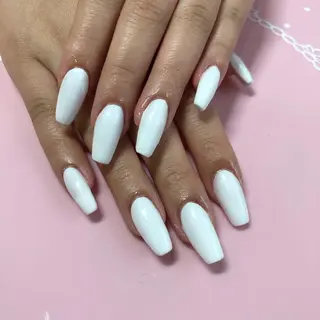 ミディアム ネイル 《LB》ラブリエ Nail&eyeのマツエク・マツパデザイン