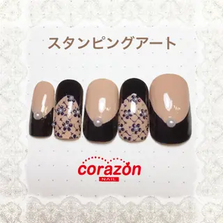 ネイル corazon所属・ネイリスト aicoのネイルデザイン