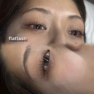 マツエク・マツパ eyelash salon éclat所属・izumi マツエク/パリ/束間のマツエク・マツパデザイン