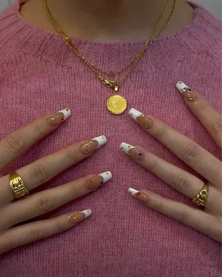 ネイル Nes.Nail所属・Miyagi Asamiのネイルデザイン