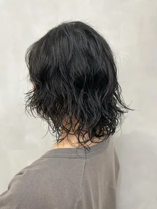 ミディアム パーマ 🦋レイヤーカット ミドリカワ🦋のヘアスタイル