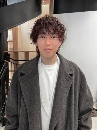 パーマ メンズ Qin shaire salon 原宿verno店所属・【センターパート】 ETO／江藤翼の眉毛・アイブロウイメージ