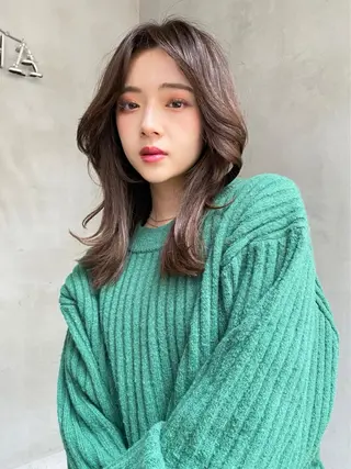 ロング カラー MUSASHI ブリーチカラー◎のヘアスタイル