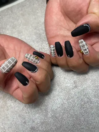 ネイル ＆MERCI所属・&MERCI nail maoのネイルデザイン