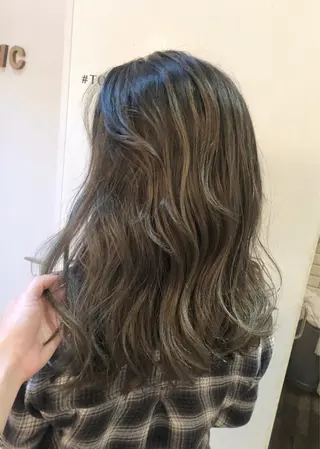 セミロング カラー 【代表】高山 一真のヘアスタイル