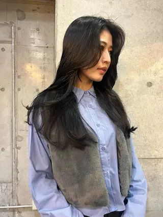 ミディアム ハイトーン/顔まわり レイヤー/YUKAのヘアスタイル