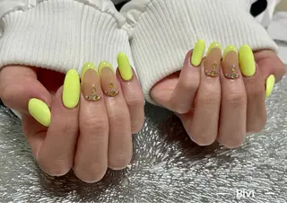 ネイル ♡Bivi♡自爪に 優しいネイルサロンのネイルデザイン