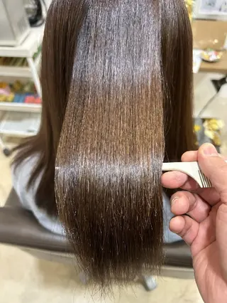 ロング Biarritz所属・藤田音緒✨縮毛矯正/ 酸熱トリートメント✨のヘアスタイル