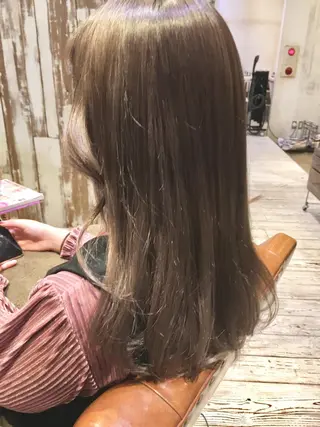 ロング カラー DECORA sweet(川越)所属・坪田 彩花のヘアスタイル