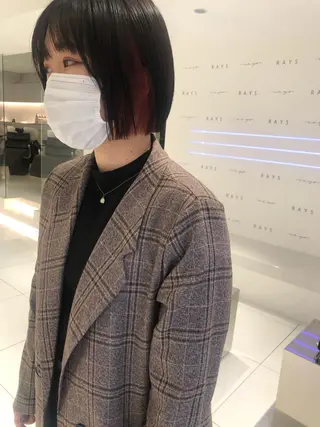 ショート カラー 古屋 花織のヘアスタイル