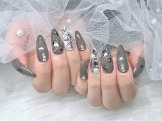 ネイル NANAMI ︎︎♡のネイルデザイン