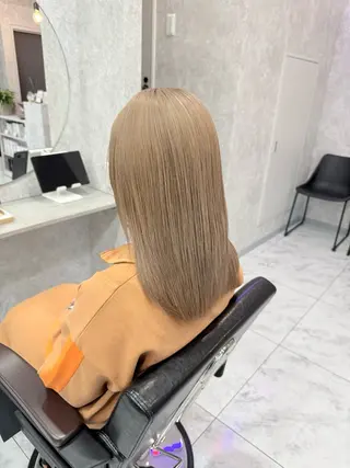 ミディアム カラー 🌺ハイトーン🌺 矢葺 なぎさ🌺🌺のヘアスタイル