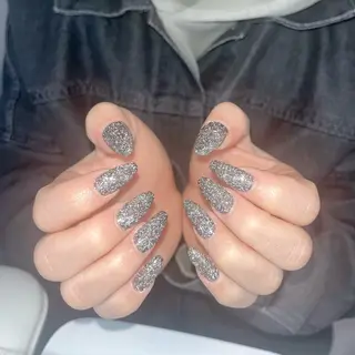 ネイル VIERU YURIのネイルデザイン