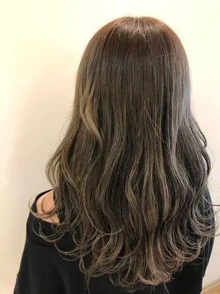 ロング カラー 似合わせ.ﾍｱｾｯﾄ 得意🌹井上美沙のヘアスタイル