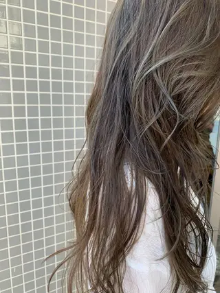 ロング カラー DiMPlE  ディンプル所属・🌸スタイリスト 山浦美恵のヘアスタイル