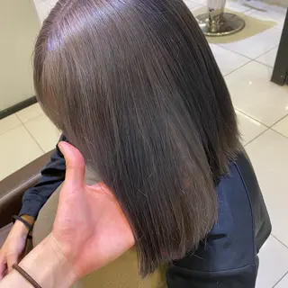 ミディアム カラー 野老 海音のヘアスタイル