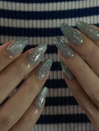 ネイル Dark Honey Ivyのネイルデザイン