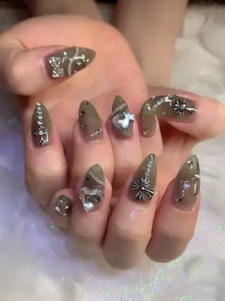 ネイル シェアサロンLei.g(レイジー)所属・3Dアートネイル💗 都築レナのネイルデザイン