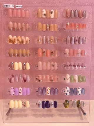 ネイル ネイルサロンエブリ Every 山田まのネイルデザイン
