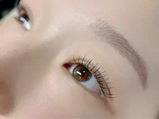 マツエク・マツパ enne eyebrow&eyelash所属・enne 金子のマツエク・マツパデザイン