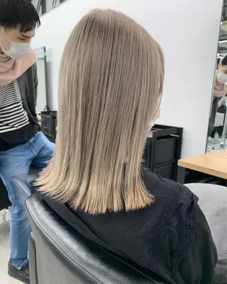 ロング カラー ヘアアレンジ 韓国/ハイトーン/ ボブ🎀MIKU🎀のヘアスタイル