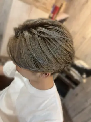 カラー メンズ 柏木 輝仁のヘアスタイル