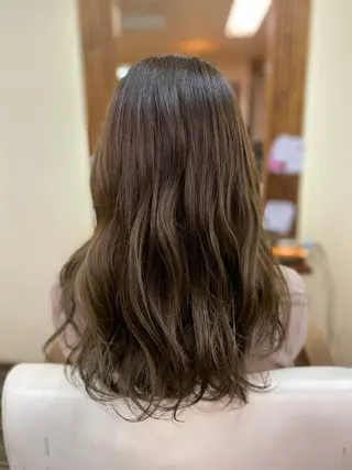 セミロング カラー ヘアアレンジ 加藤 瑠美のヘアスタイル