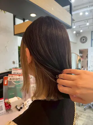 セミロング カラー N° aria 三軒茶屋のヘアスタイル