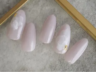 ネイル 鈴木 麻里のネイルデザイン