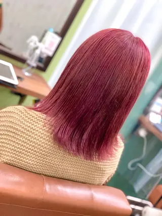 ミディアム ブリーチ毛に縮毛矯正 ✨カラー✨山田 正幸のヘアスタイル