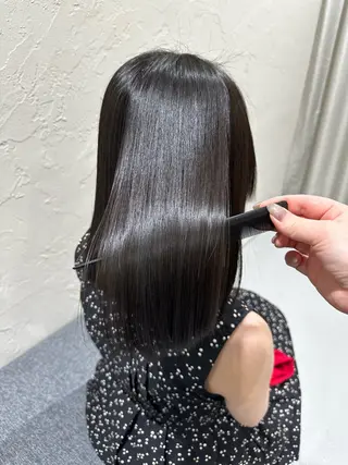 セミロング 【髪質改善】 夏目結以のヘアスタイル
