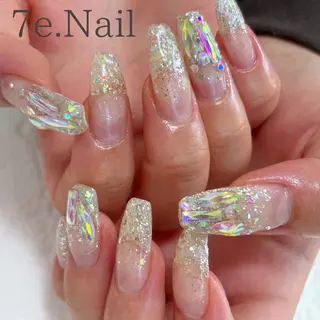 ネイル 7e. Nailのネイルデザイン