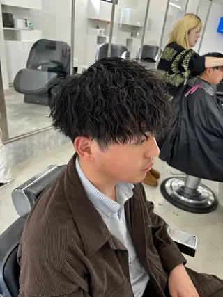 ショート パーマ職人DAIKI ツイスパ/波巻きのヘアスタイル