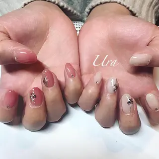 ネイル UrakoNail 《nail》のネイルデザイン
