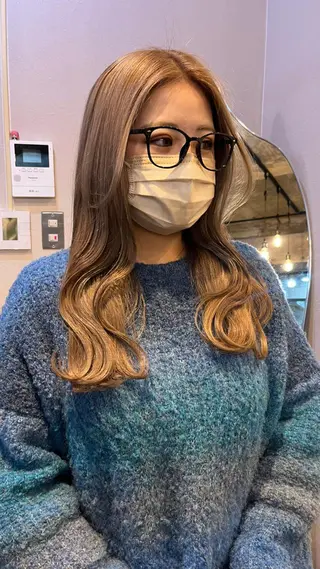 セミロング カラー Maison Land所属・KANA MIYOSHIのヘアスタイル