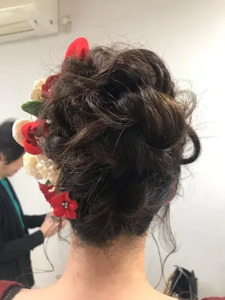 ヘアアレンジ The Best Beauty受付担当のヘアスタイル