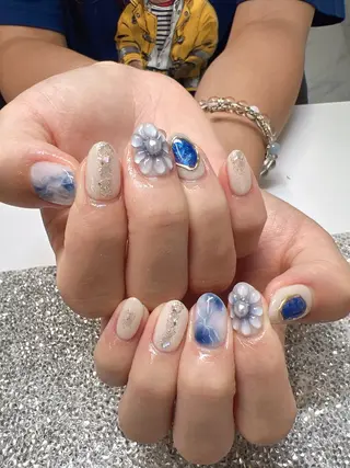 ネイル Guarendo錦糸町店所属・ガレンドウ 白澤 愛子のネイルデザイン