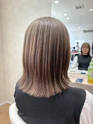 ミディアム 服部 真希のヘアスタイル