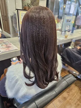 カラー ロング 関口 友菜のヘアスタイル